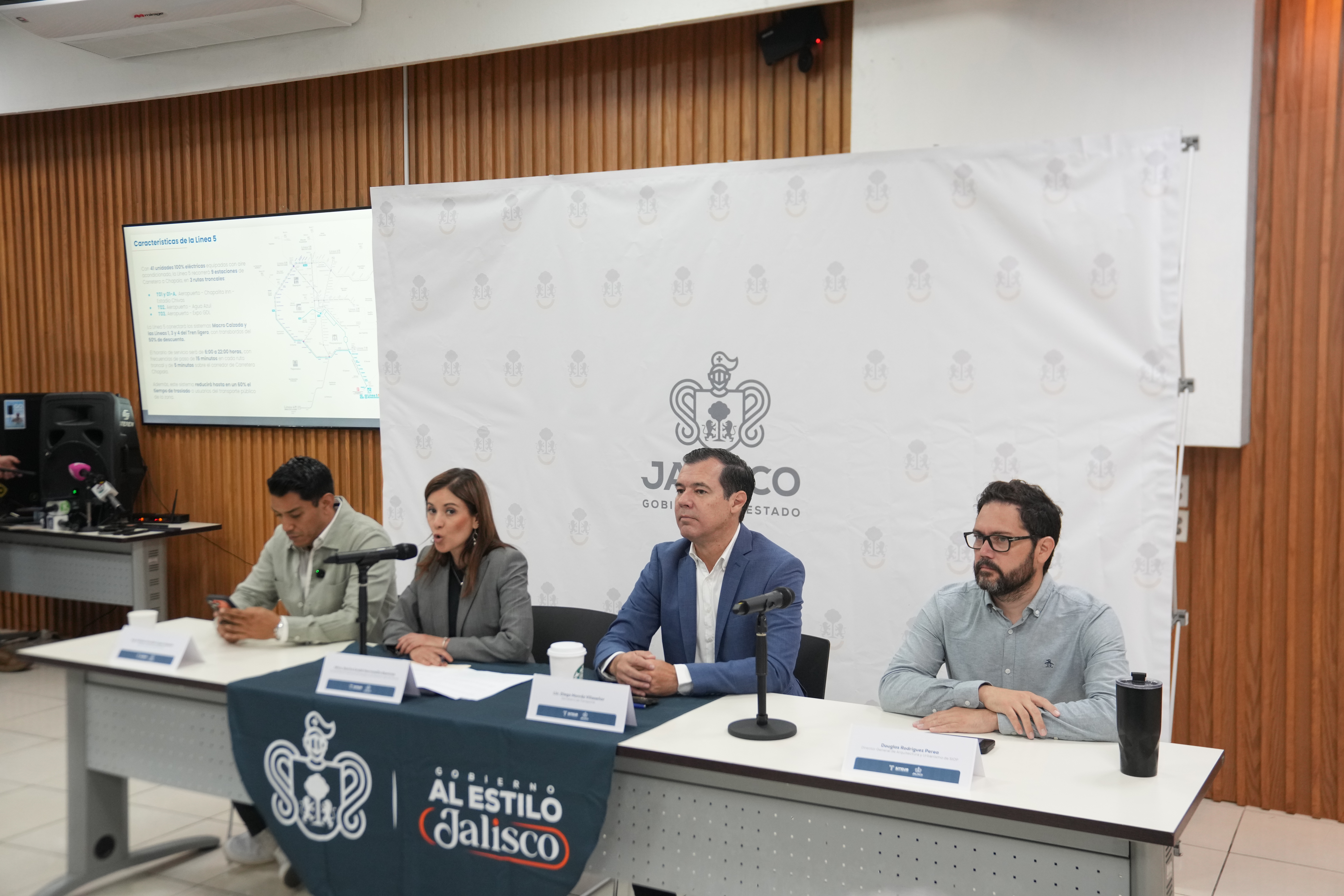 01-junio-2026--siteur--rueda-de-prensa-para-dar-a-conocer-los-detalles-y-esquema-de-operacin-de-la-lnea-5-mi-macro-aeropuerto_55307740426_o