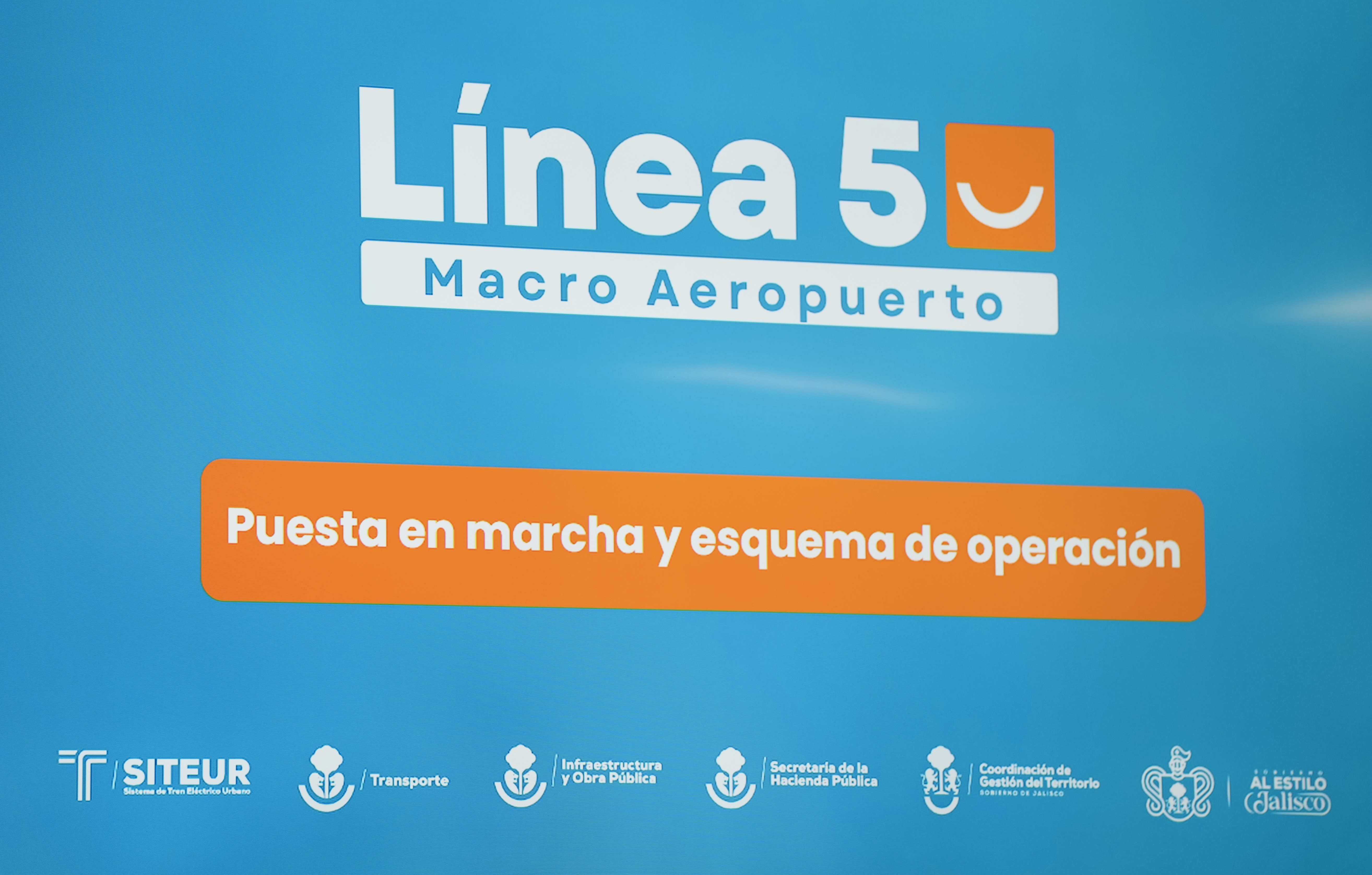 01-junio-2026--siteur--rueda-de-prensa-para-dar-a-conocer-los-detalles-y-esquema-de-operacin-de-la-lnea-5-mi-macro-aeropuerto_55307904403_o
