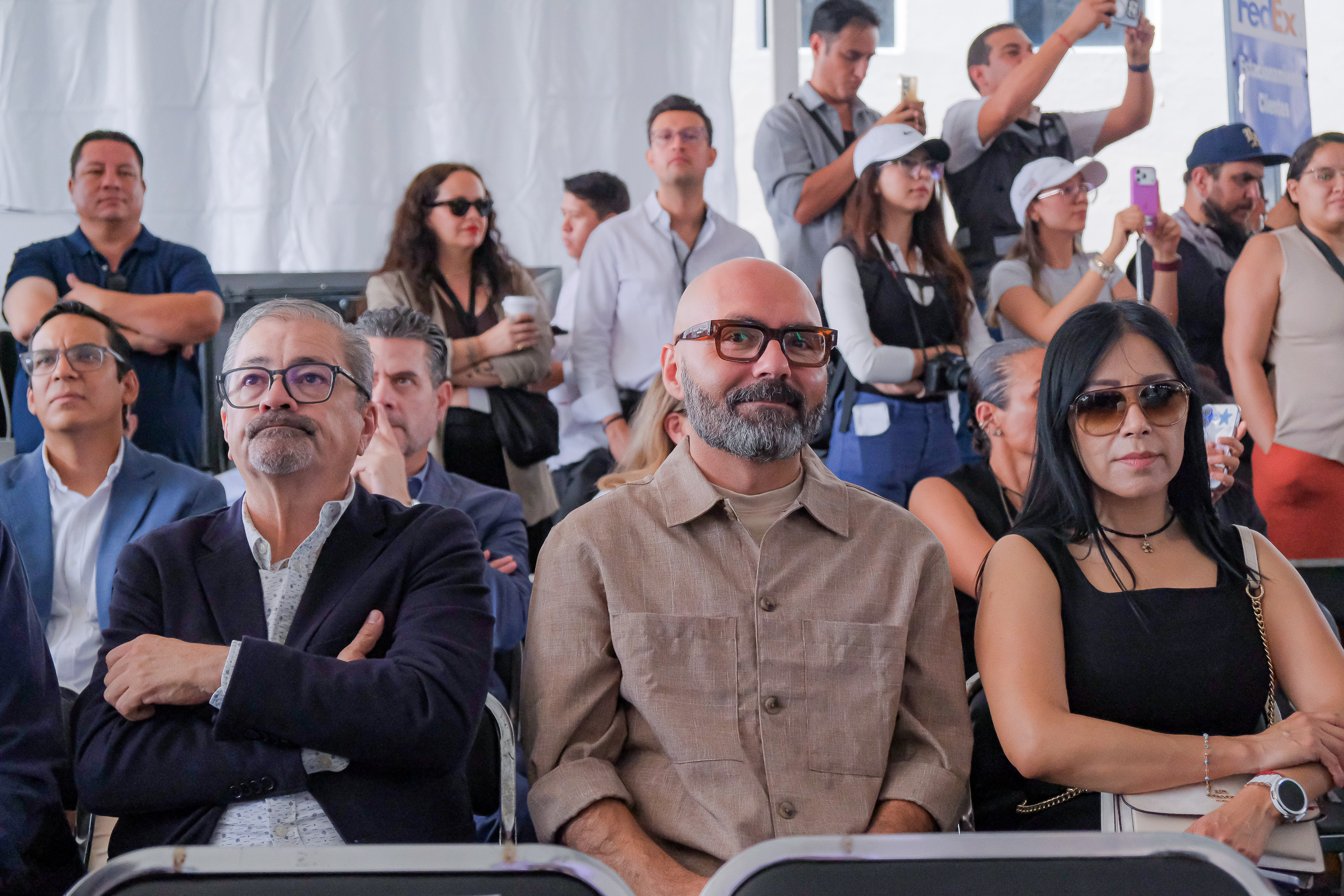 04-jun-2026--el-gobernador-del-estado-pablo-lemus-encabeza-el-arranque-de-operaciones-de-la-lnea-5-mi-macro-aeropuerto_55314801590_o