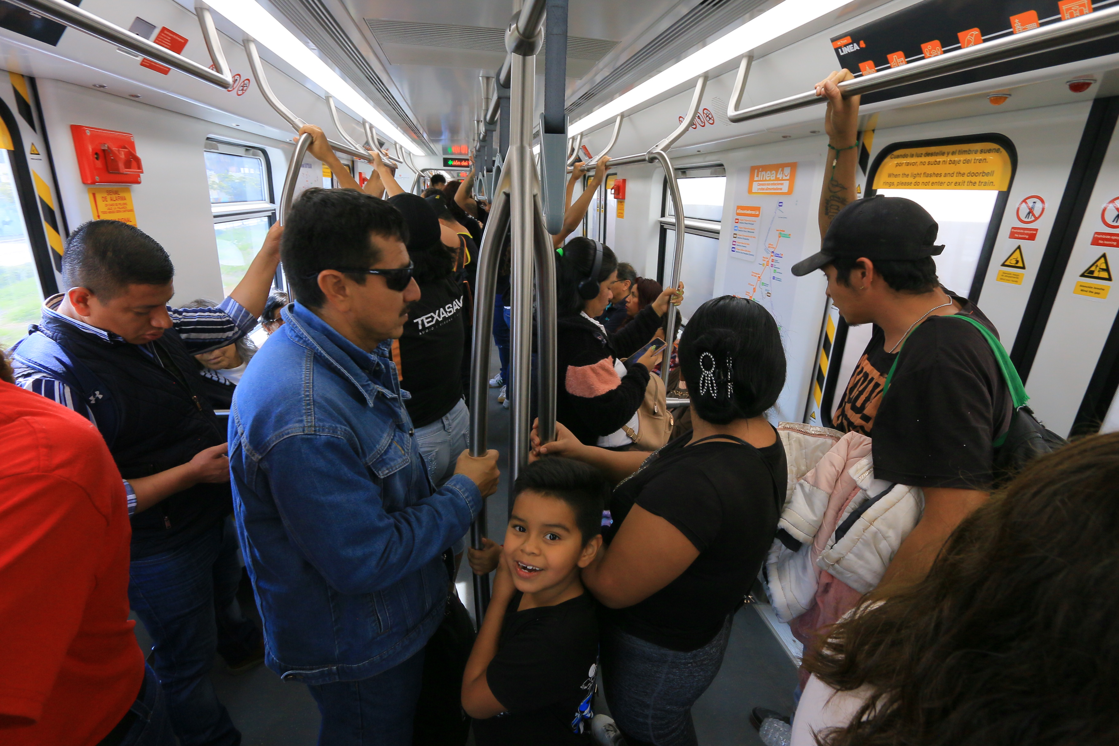 30-dic-2025--siteur--concluye-servicio-gratuito-de-lnea-4-en-sus-primeras-dos-semanas-de-operacin_55013144980_o